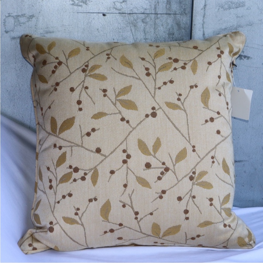 NEW! One Sunbrella Grove Oat Design Soft
Square Throw Pillow 18 x 18